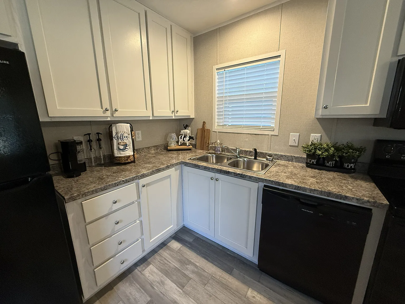 1 bed, 399 sqft, $1,050 — Photo 4