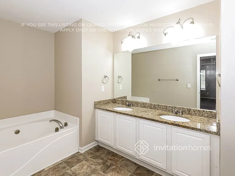 4317 Ben Hill Rd — Photo 14