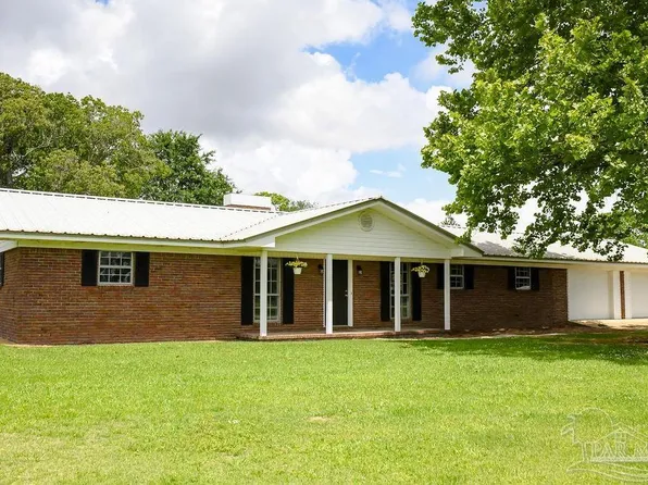 2409 Old Bratt Rd, Atmore, AL 36502