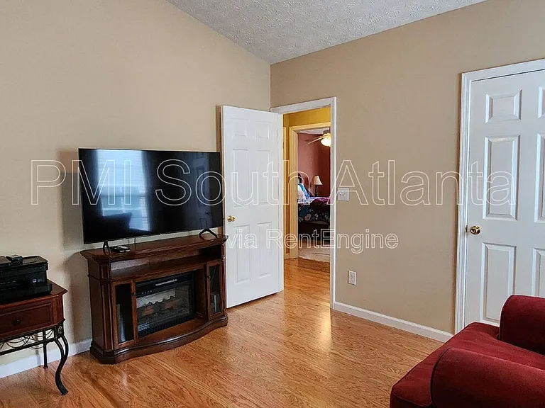 4284 Cedar Lake Cv — Photo 19