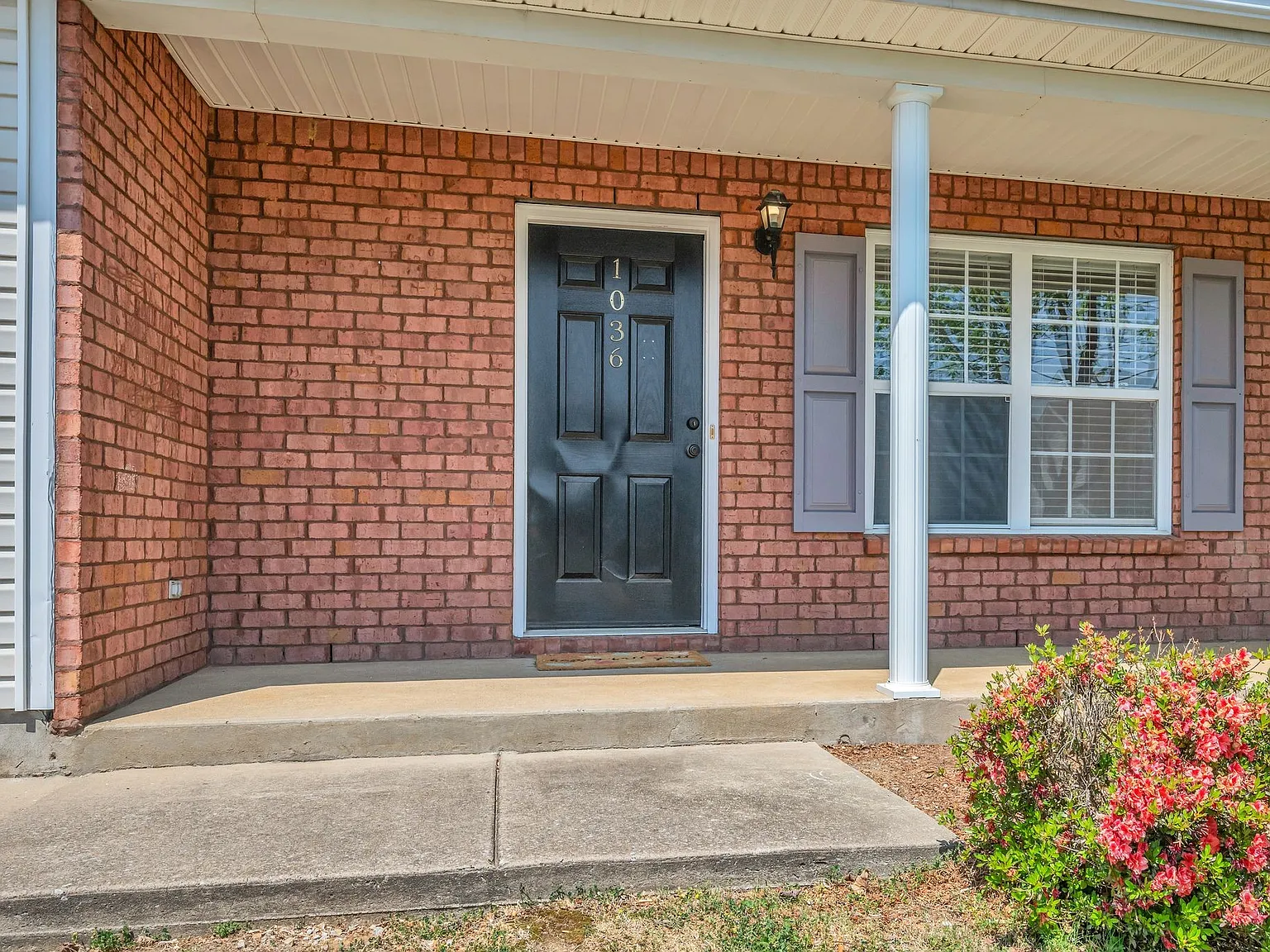 3 bed, 2.5 bath, 1452 sqft, $1,950 — Photo 4