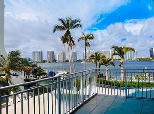 Le Montcalm Condominium, Sunny Isles Beach, FL 33160