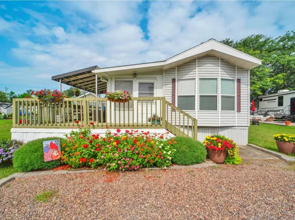 16 Heron Lane, South Hero, VT 05486