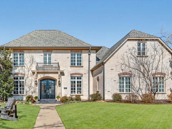 1823 Southpark Dr, Arlington, TX 76013
