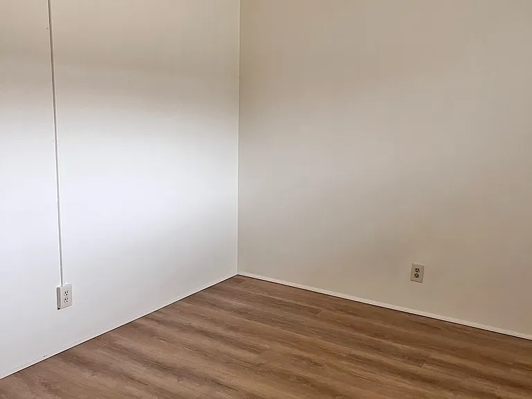 2835 Nina St #11 — Photo 14