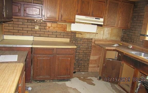 5th image of 138 Bricker Ave