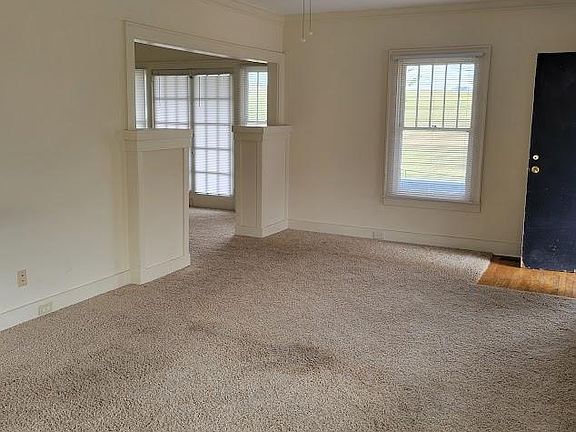 5th image of 227 E Chilhowie Ave