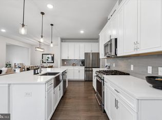 619 America Dr, Horsham, PA 19044