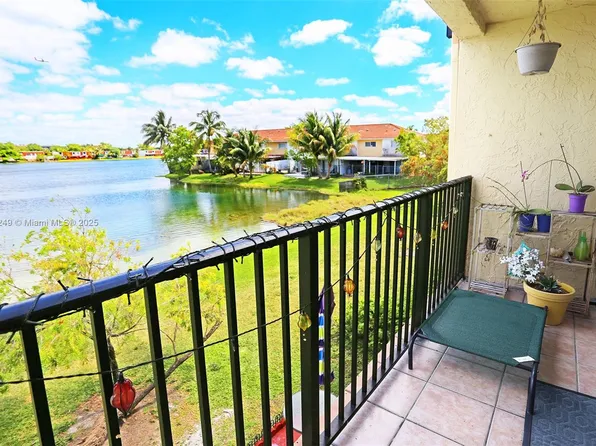 315 NW 109th Ave APT 205, Miami, FL 33172
