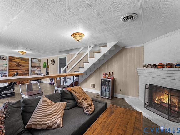 53rd image of 3216 Stratford Rd