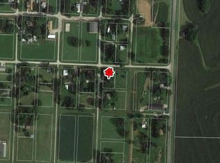 610 Alice Ave, Riverton, IA 51650