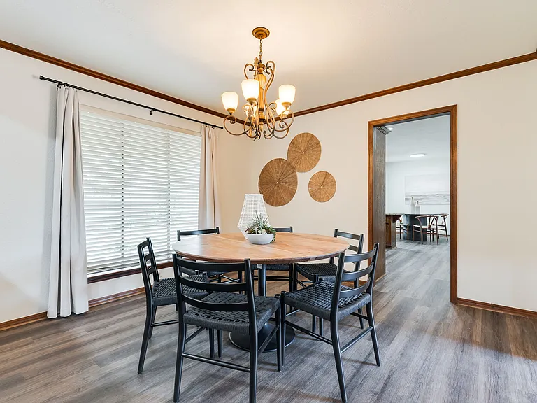 3121 Kent Dr — Photo 17