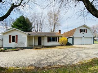 14 Walnut St, Birdseye, IN 47513