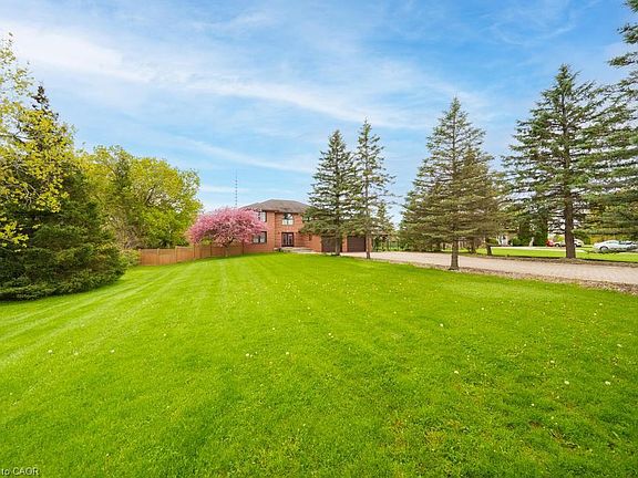 4th image of 1055 Golf Club Rd