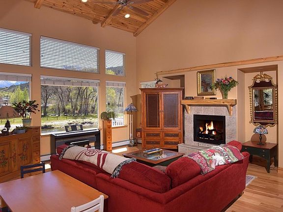 Vaulted wooden ceilings in Living Room