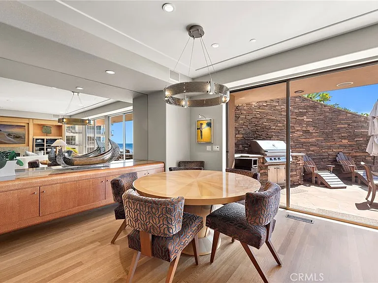 1603 S Coast Hwy #F — Photo 11