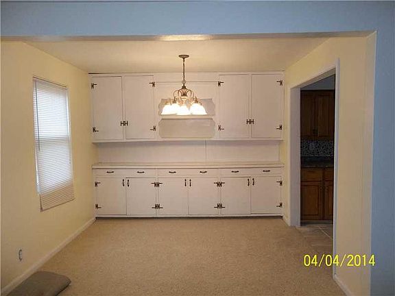 2nd image of 4323 N Lesley Ave