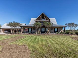 16051 Brush Island Rd, Winnie, TX 77665