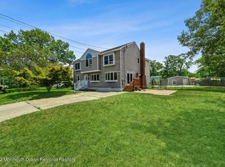46 6th St, Hazlet Township, NJ 07734