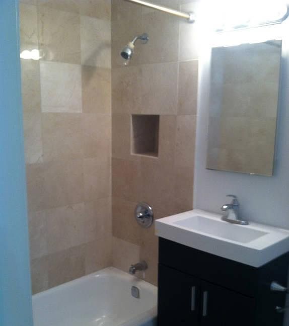 2nd image of 300 Manhattan Ave APT 5C