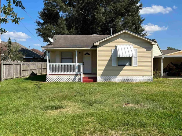 1960 N Major Dr, Beaumont, TX 77713