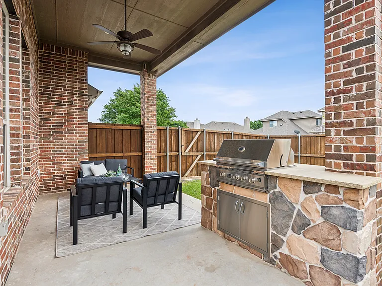 5637 Belton Ln — Photo 30