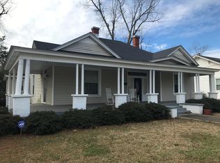 405 W Main St, Mount Olive, NC 28365