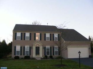 1023 Runaway Dr, Pennsburg, PA 18073