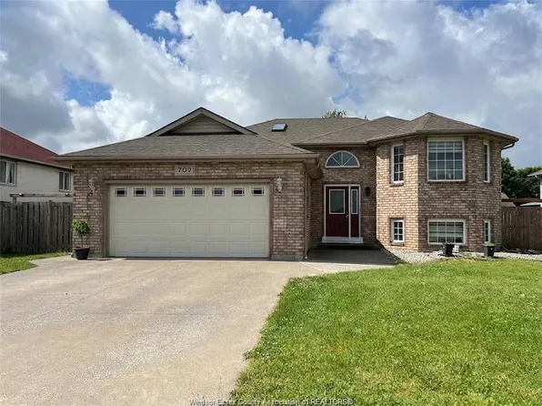 709 Havens Dr, Windsor, ON N9G 2S5