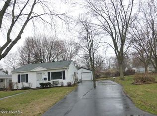 1812 Howard St, Niles, MI 49120