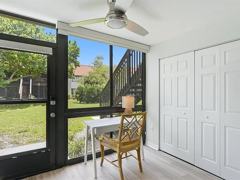 1640 Stickney Point Rd #40-101 — Photo 25
