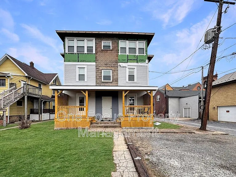 2205 W 4th St #5 — Photo 9