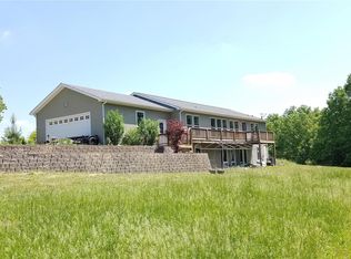 635 Rocky Top Rd, Pacific, MO 63069