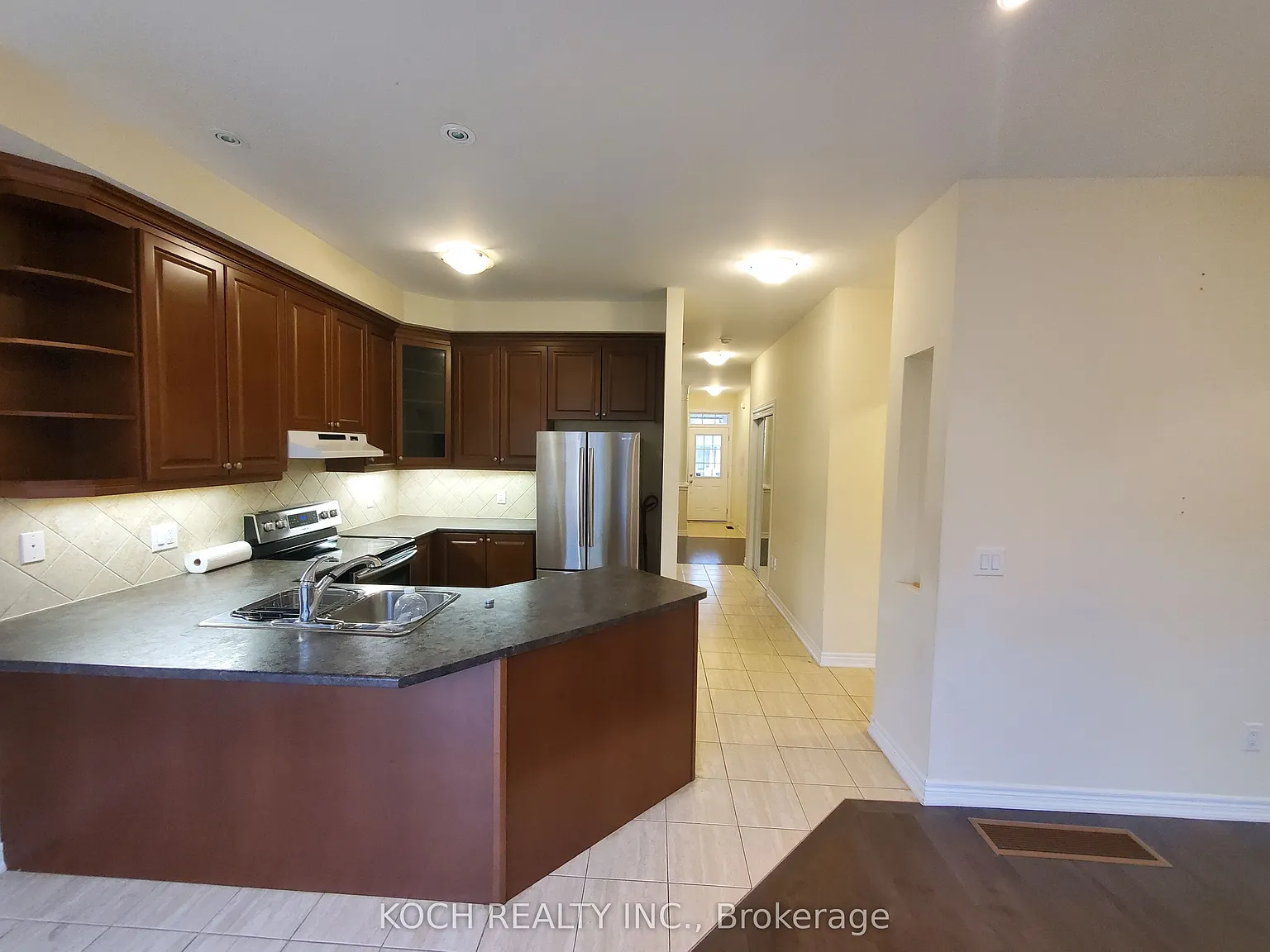 3 bed, $3,300 — Photo 2