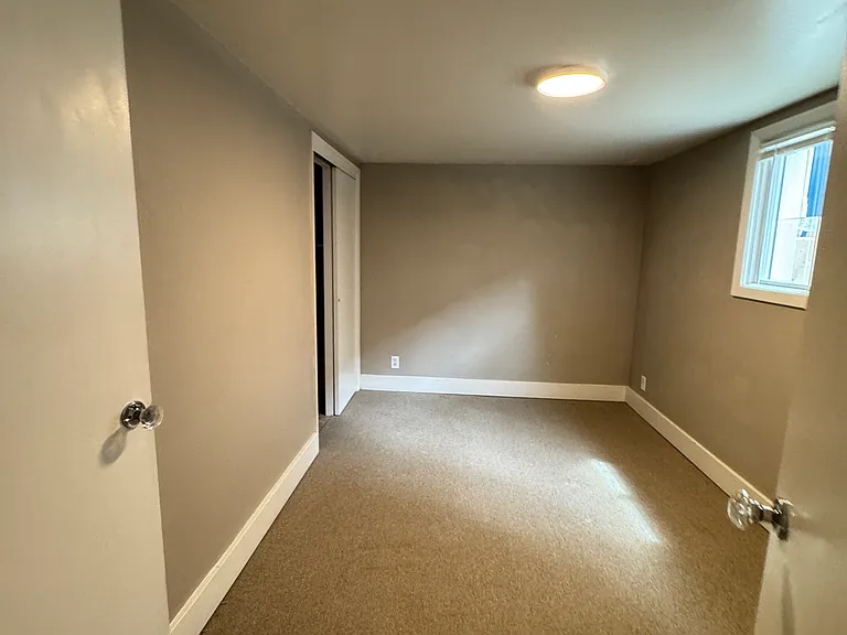 516 S Meldrum St #5 — Photo 10