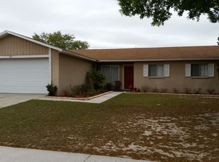 415 Brandywine Dr, Valrico, FL 33594