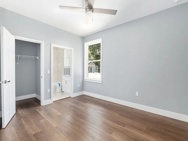420 NW 3rd Ave #1 — Photo 13