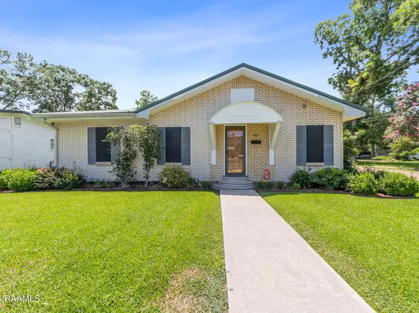 303 E Pioth St, Church Point, LA 70525