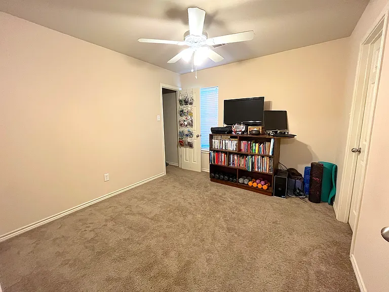 925 Crystal Dove Ave — Photo 11
