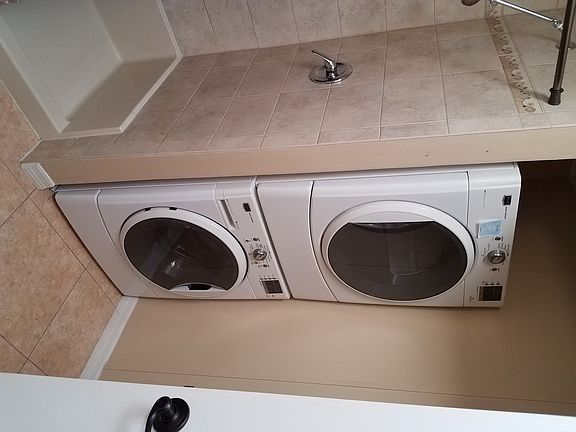 4th image of 4646 Goldfinch Ln
