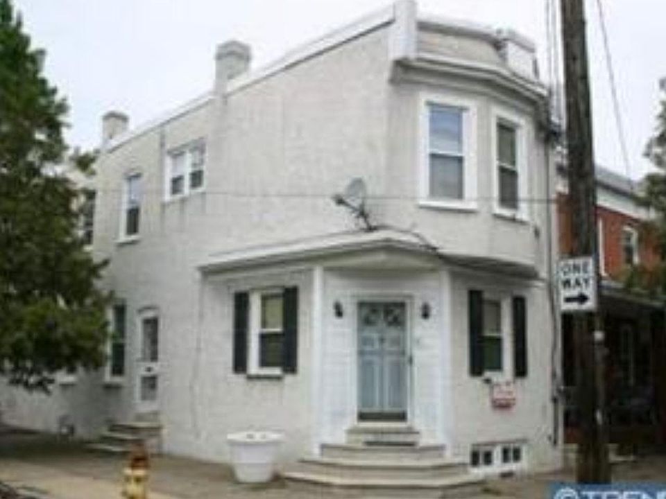 1st image of 527 S Van Buren St