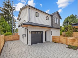 6007 43rd Ave NE, Seattle, WA 98115