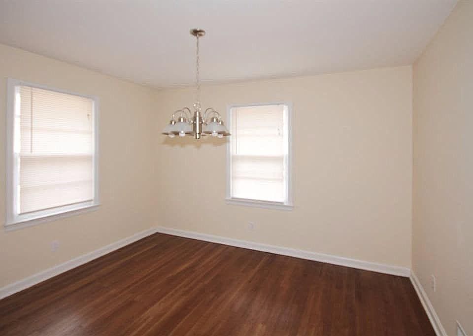 1st image of 3260 Woodview Dr SE