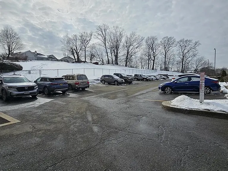 50 Belair Rd — Photo 11