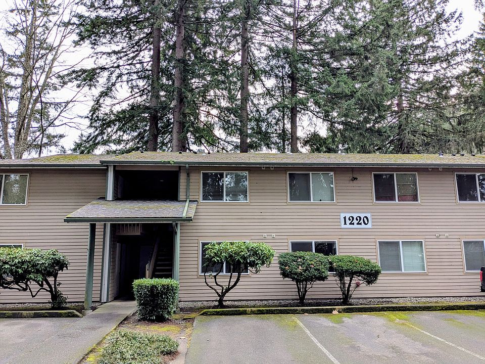 1st image of 1220 East St SE #3