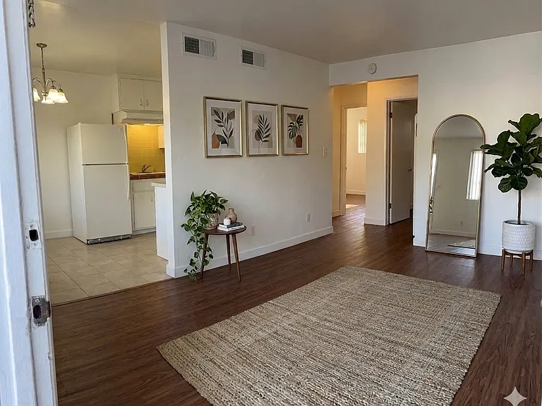 5474 Lauretta St #3 — Photo 2