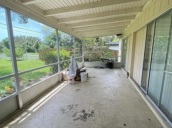 787 Onyx Dr NE, Palm Bay, FL 32905