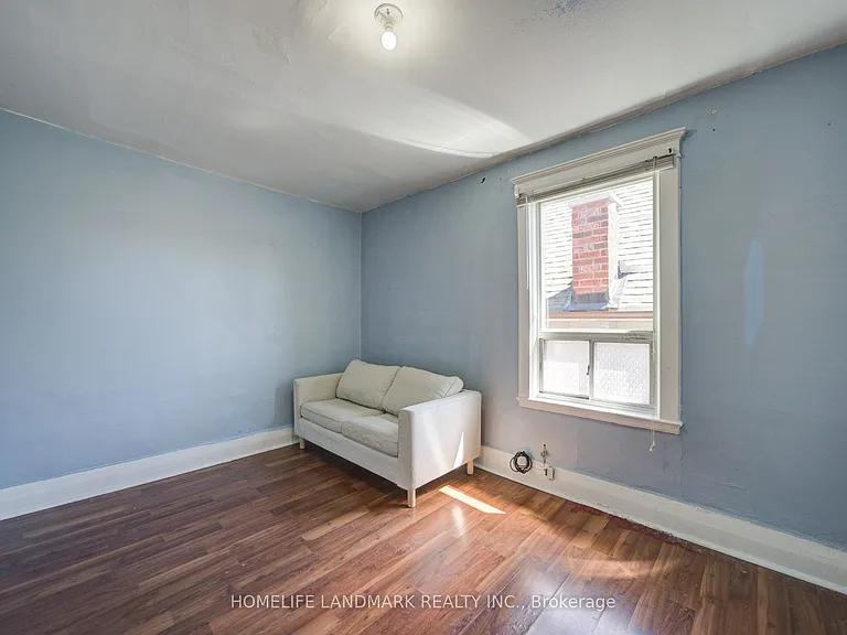 19 Armstrong Ave #2 — Photo 3