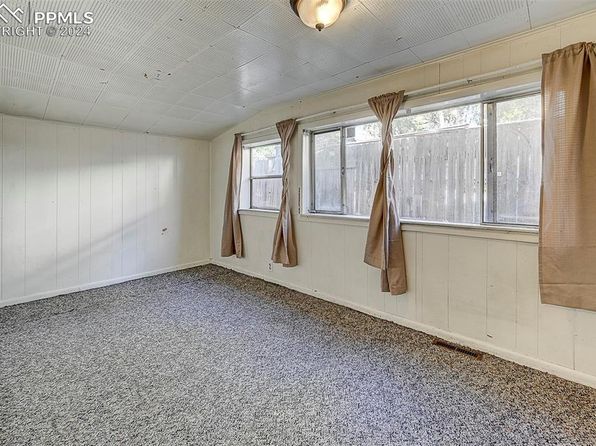 colorado-springs-colorado-243806642 picture