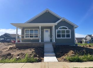 211 Lillehammer Ln, Mount Horeb, WI 53572